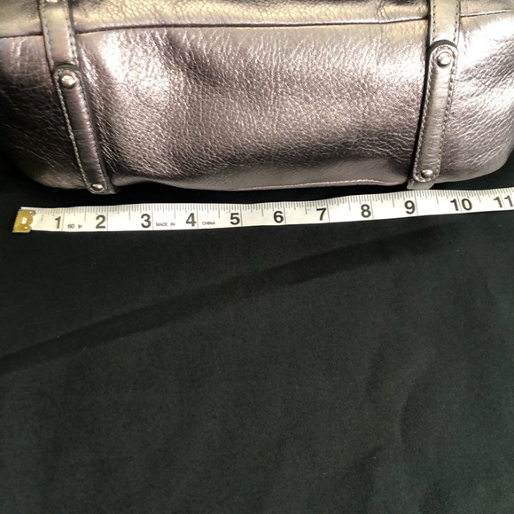 Lovely COACH  grey/silver color shoulders Bag - Picture 14 of 15